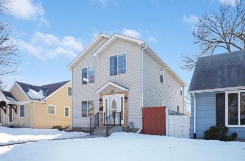 3020 Salem Ave, Minneapolis, MN 55416-2111