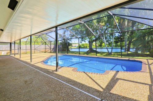 21210 Escondido Way, Boca Raton FL  33433-2521 exterior