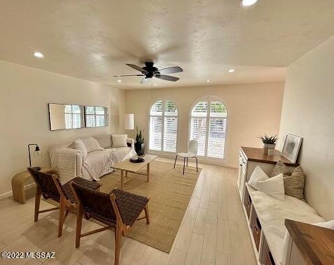 650 Richey Blvd, Tucson AZ  85716-5027 exterior