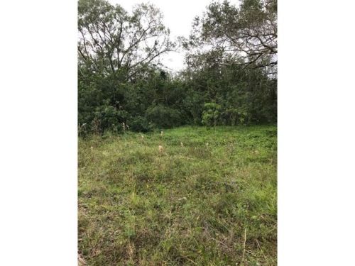 116 Capri Ave, Sebastian, FL 32958-5626