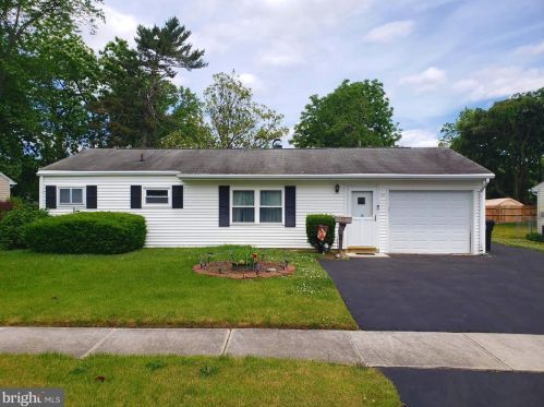 131 Woodbrook Rd, Dover, DE 19901-4957