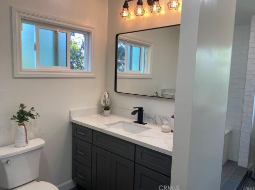 1143 23rd St, Manhattan Beach CA  90266-2927 exterior