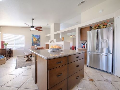 45160 Bridgette Way, La Quinta CA  92253-7200 exterior