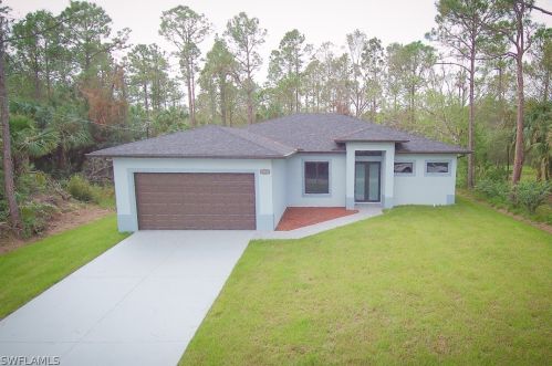 3211 50th St, Lehigh Acres, FL 33971-4864