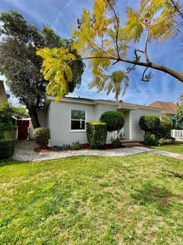 10418 Myrna St, North Hollywood, CA 91601-2902