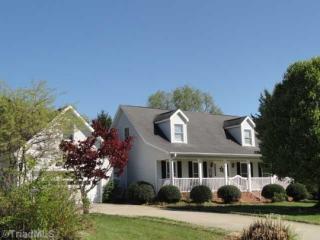 229 Saura Ct, King, NC 27021-9605