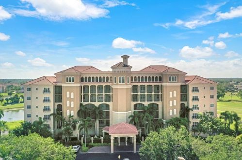 570 El Camino Real, Naples FL  34119-4790 exterior