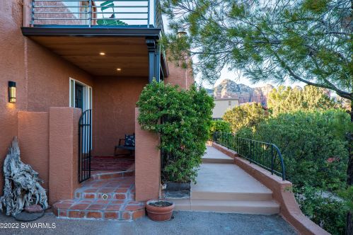 425 Rodeo Rd, Sedona, AZ 86336-3369
