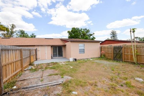 1244 Rich Moor Cir, Orlando FL  32807-6262 exterior