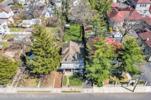 119 Pearl St, Tinton Falls NJ  07701-1522 exterior