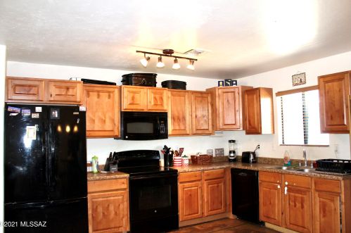 5362 Fairland Park Ln, Tucson, AZ 85706-1671