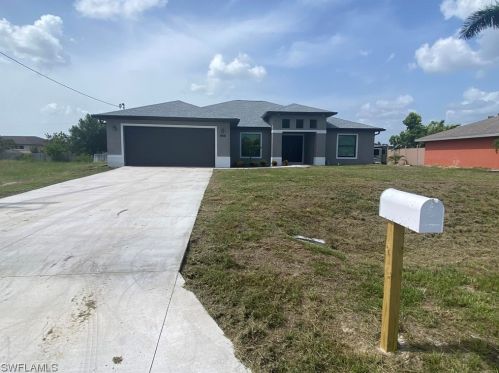 3906 5th St, Lehigh Acres, FL 33971-1205