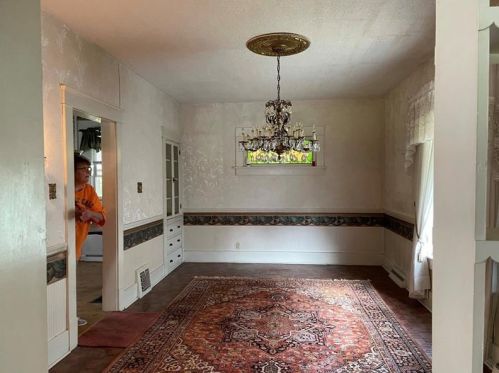 721 Monroe St, New Castle PA  16101-4546 exterior