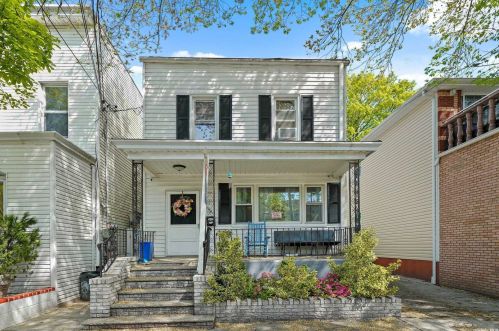 80-61 89th Ave, Jamaica, NY 11421-2410