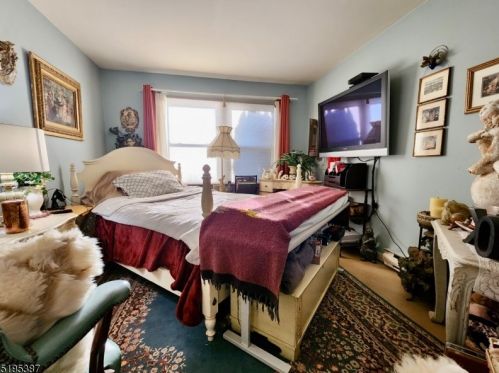 70 Haggerty Rd, Wantage NJ  07461-2706 exterior