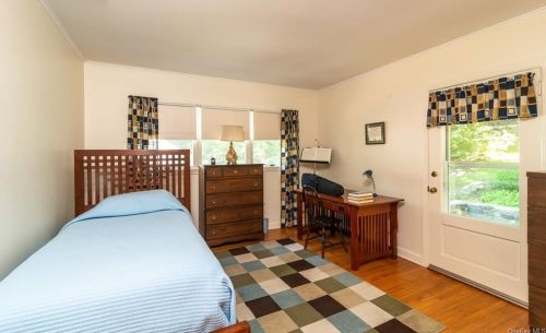 128 Underhill Rd, Crotonville NY  10562-4409 exterior