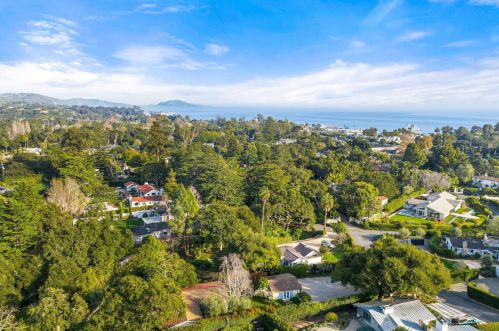 1430 Greenworth Pl, Santa Barbara CA exterior