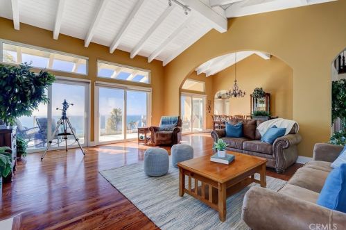 30525 Rhone Dr, Rancho Palos Verdes CA  90275-5742 exterior