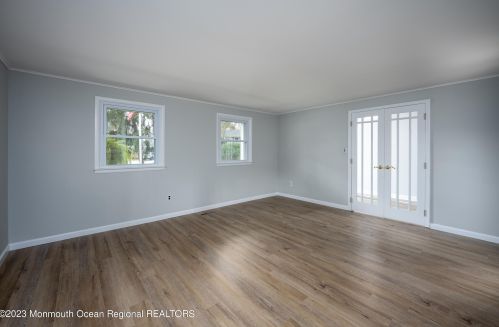 1 Brunswick Dr, Wall Township NJ  07731-1722 exterior