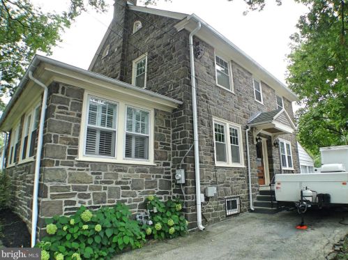 65 Whitehall Rd, Norristown, PA 19403-3215