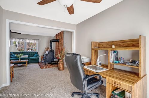 1068 Toms River Rd, Jackson Twp NJ  08527-5240 exterior