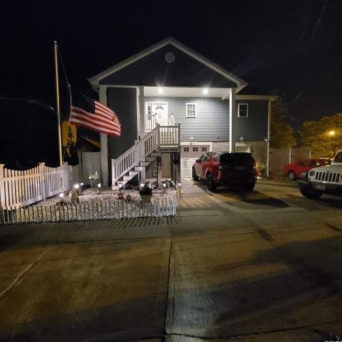 137 Bayswater Blvd, Far Rockaway, NY 11096-1145