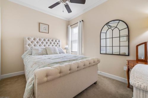 9407 Quarry Dr, Naples FL  34120-5223 exterior