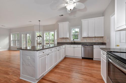 2520 Deer Walk Way, Mount Pleasant SC  29466-8145 exterior