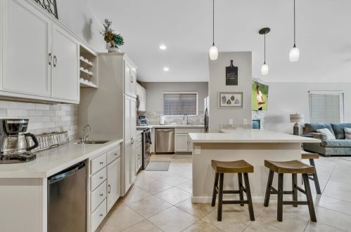52580 Avenida Navarro, La Quinta CA  92253-3395 exterior