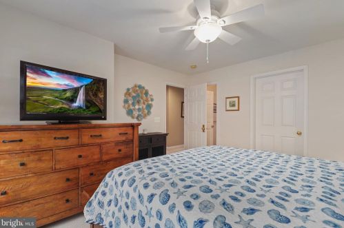15609 Ryder Cup Dr, Haymarket VA  20169-6160 exterior