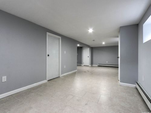 103 Clement Ave, Floral Park NY  11003-2703 exterior