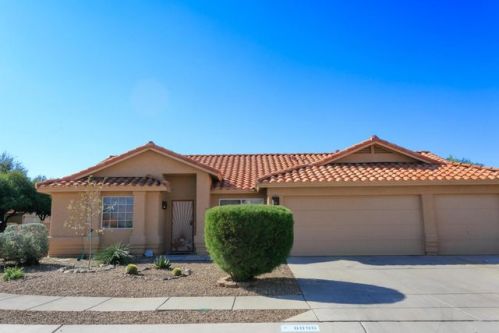 8090 Hayden Pl, Tucson, AZ 85715-4563