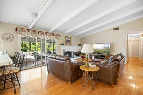 425 Winston Way, Upland CA  91786-2323 exterior