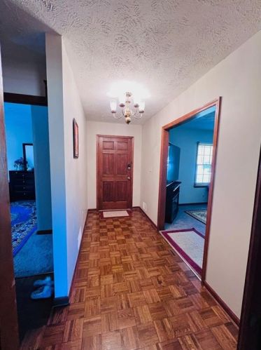 1050 Forest Heights Rd, Stone Mountain, GA 30083-2409