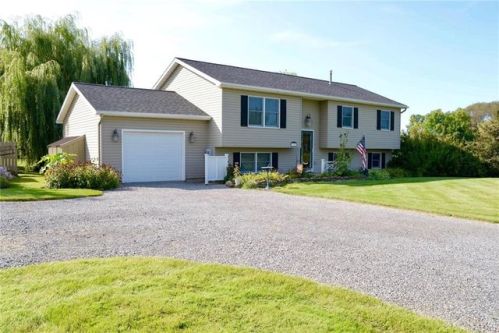 1358 Payne Rd, Shortsville, NY 14548-9771