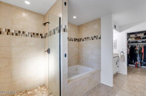 7528 Woodshire Cv, Scottsdale AZ  85258-2015 exterior