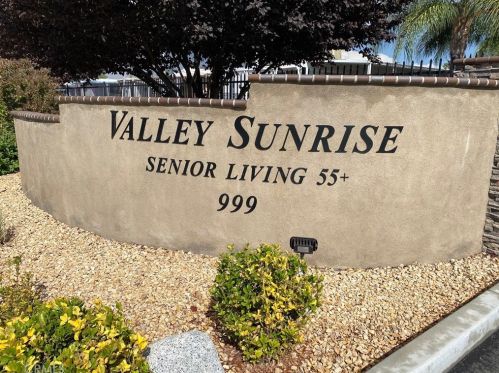 999 Santa Fe Ave, San Jacinto CA  92583-4651 exterior