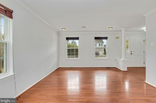 142 Laurel Trl, Swedesboro NJ  08085-4074 exterior