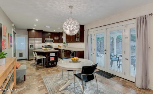 8836 17 Ave, Phoenix AZ 85027-5304 exterior