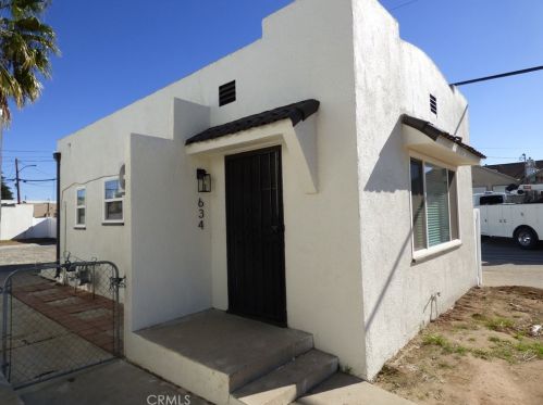634 Euclid Ave, Beaumont CA  92223-2247 exterior