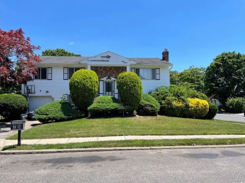 75 Root Ave, Central Islip, NY 11722-4035