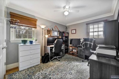94 Yawpo Ave, Oakland NJ  07436-2718 exterior