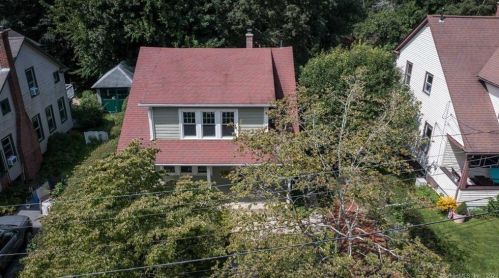 14 Goldberg Ave, Norwich, CT 06360-4314