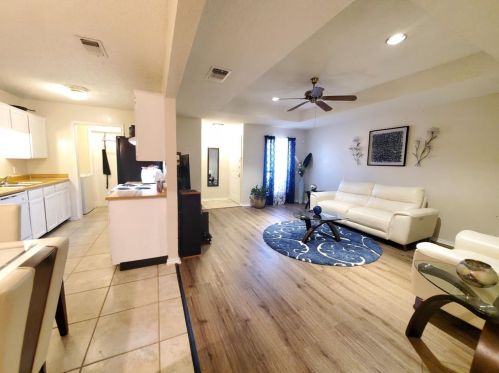 3621 Hulen Park Cir, Fort Worth, TX 76123-1427