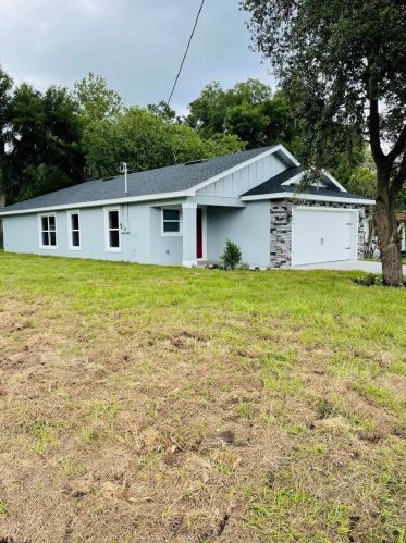 37177 North Ave, Dade City, FL 33523-2940