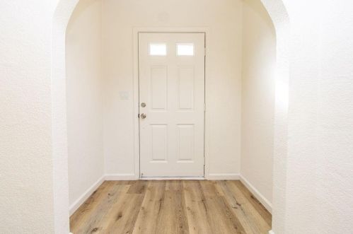 1745 Woodland Ave, Modesto CA  95358-1360 exterior