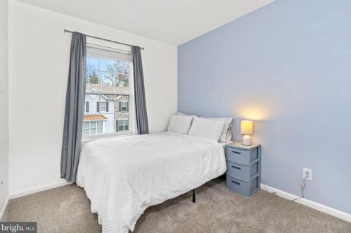 4115 Sophia Ln, Boothwyn PA  19061-2807 exterior