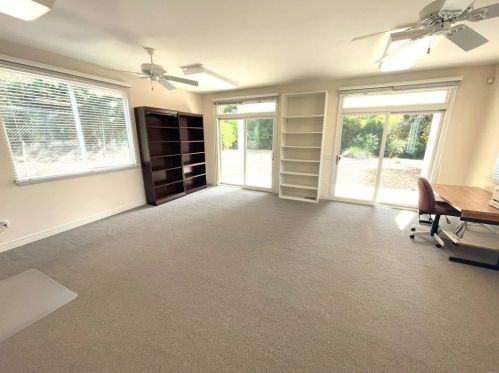 3304 Silver Oak Ln, Vista CA  92084-6614 exterior