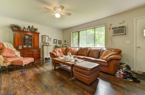 244 Conklintown Rd, Skyline Lakes NJ  07456-2419 exterior