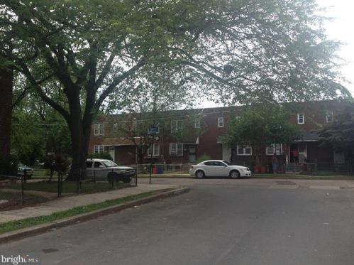 2856 Cushing Rd, Camden, NJ 08104-2920